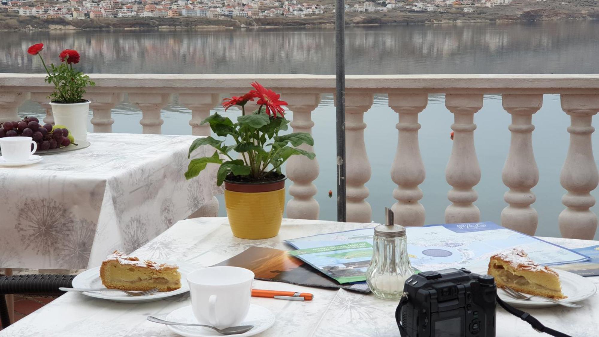 Bellavista Bed And Breakfast Паг Экстерьер фото