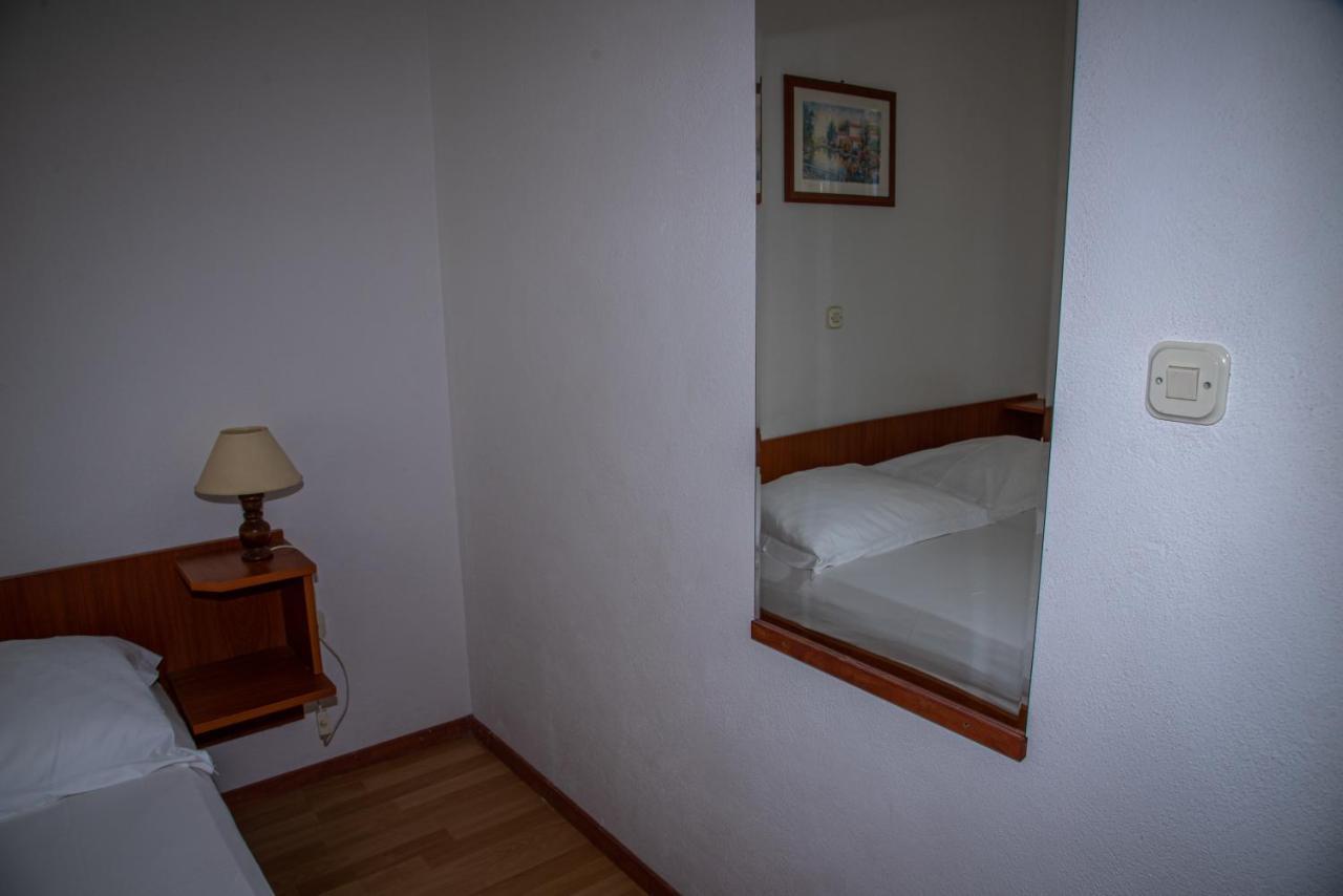 Bellavista Bed And Breakfast Паг Экстерьер фото
